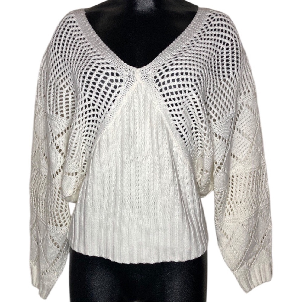 Twenty Ten | NWT Ivory Knit Batwing Sweater M